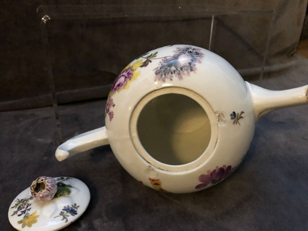 Théière Florale En Porcelaine De Meissen 1735 Rare