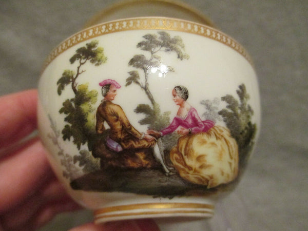 Porcelaine De Meissen, Tasse Et Soucoupe Marcolini, Circa 1774