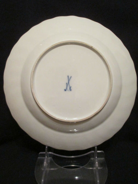 Assiette creuse service cygne en porcelaine de Meissen 19ème 