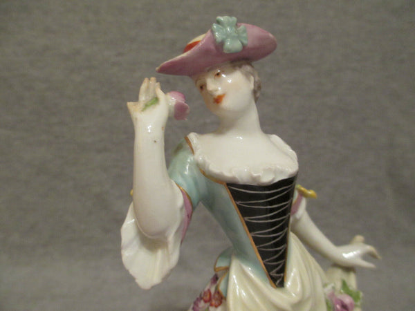 Figure Bergère En Porcelaine De Meissen 18ème