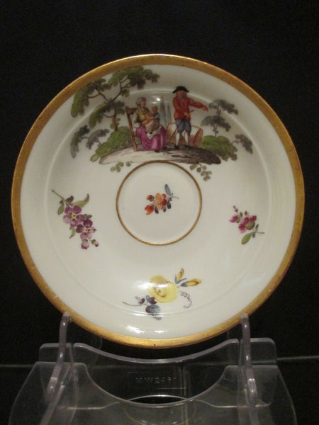 Tasse et soucoupe scène Tenniers en porcelaine de Meissen (1)