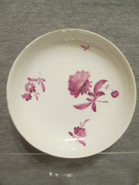 Meissen Puce Blumentasse und Untertasse, 1700 (2)