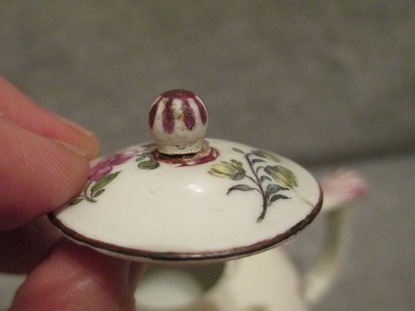 Meissen Childs Teapot 1740's