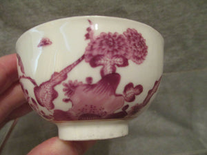 Meissen Porcelain, Puce Kakiemon Tea Bowl 1735