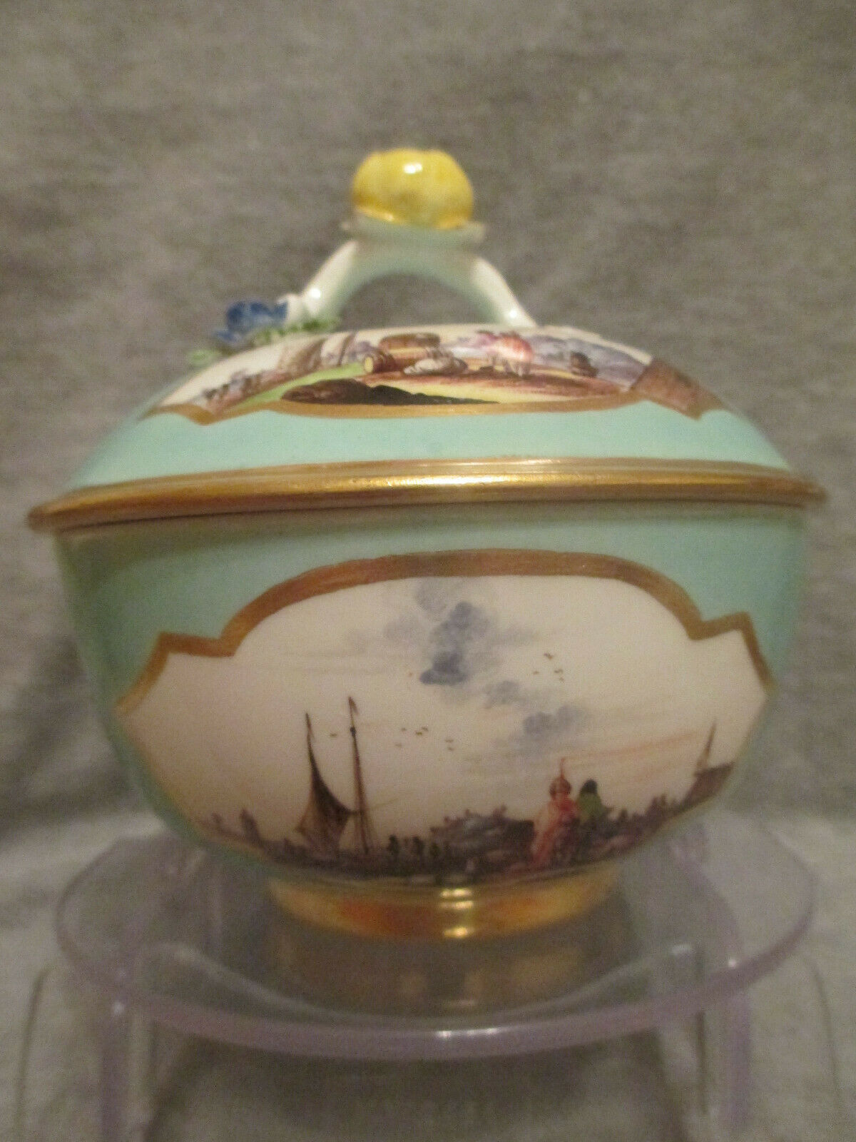 Meissen Porcelain Kauffahrtei Sucrier, Sugar Bowl ...1730