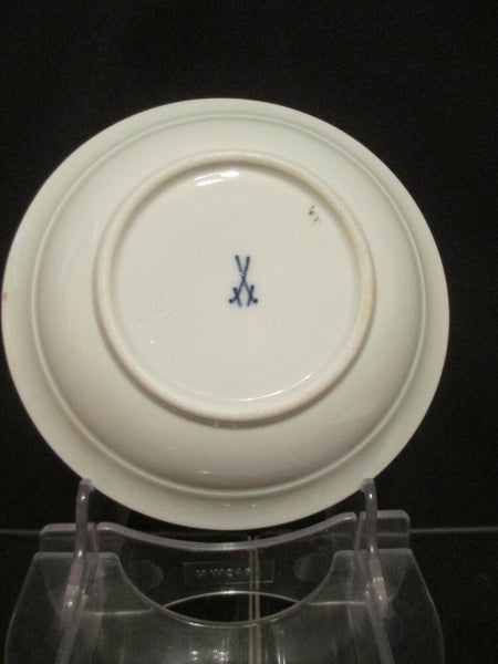 Tasse et soucoupe scène Tenniers en porcelaine de Meissen (1)