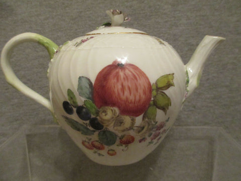 Meissen Porcelain Fruit and Floral Teapot Early 1700's Drehers Mark