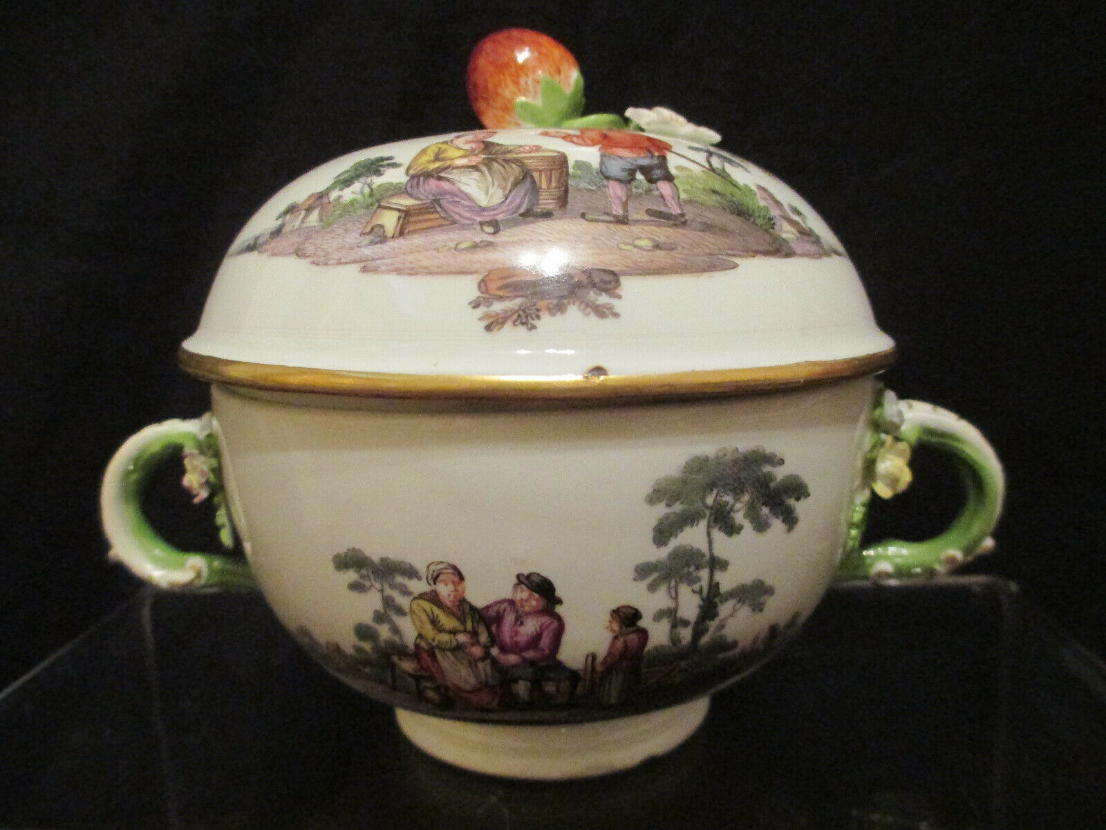 Meissen Porcelaine Ecuelle aux Scènes Tennier 1740. 