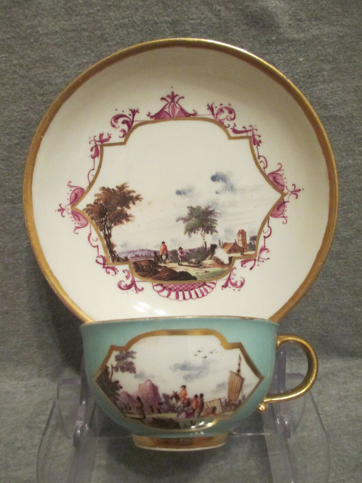 Meissener Porzellan Kauffahrtei Teetasse und Untertasse. 1730 (Nr. 1)