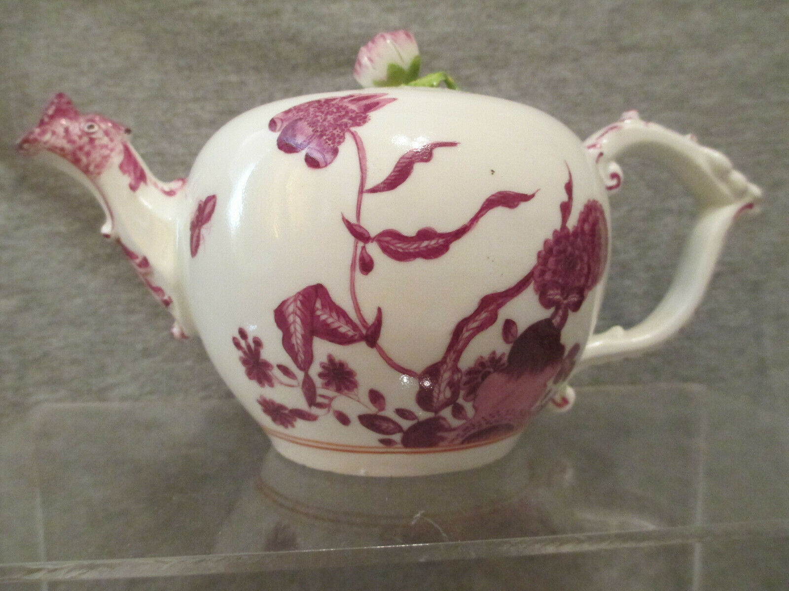 Porcelaine De Meissen, Théière Puce Kakiemon 1735