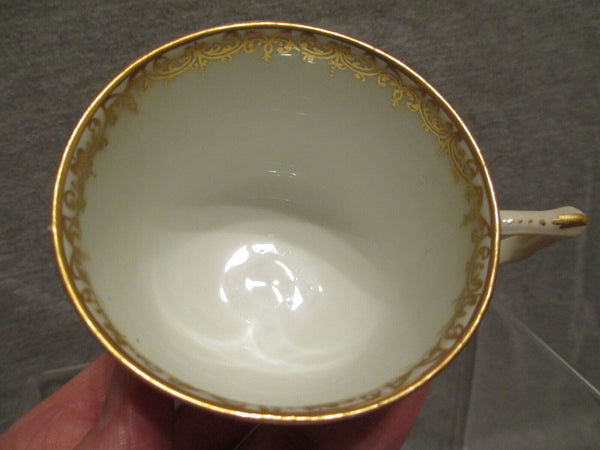 Meissen Gelbe malerische Teetasse 1745 