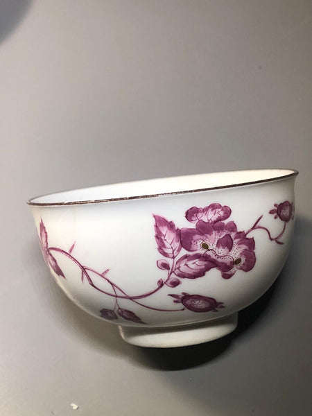 Meissen Porcelain Puce Kakiemon Tea Bowl and Saucer 1730-40 Drehers Marks