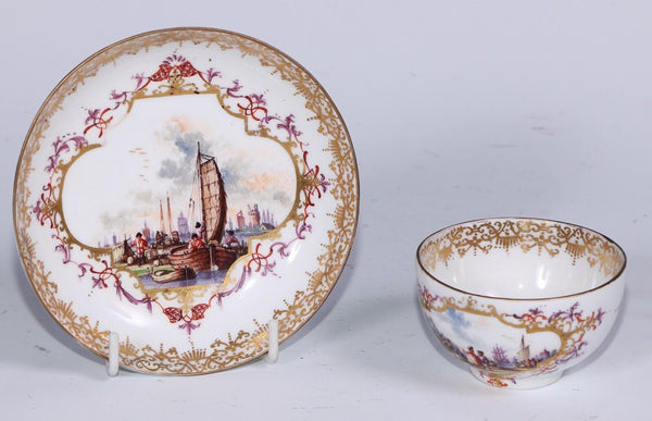 Meissen Porcelain Tea Bowl & Saucer with kauffahrtei scene. 1735 Drehers Marks