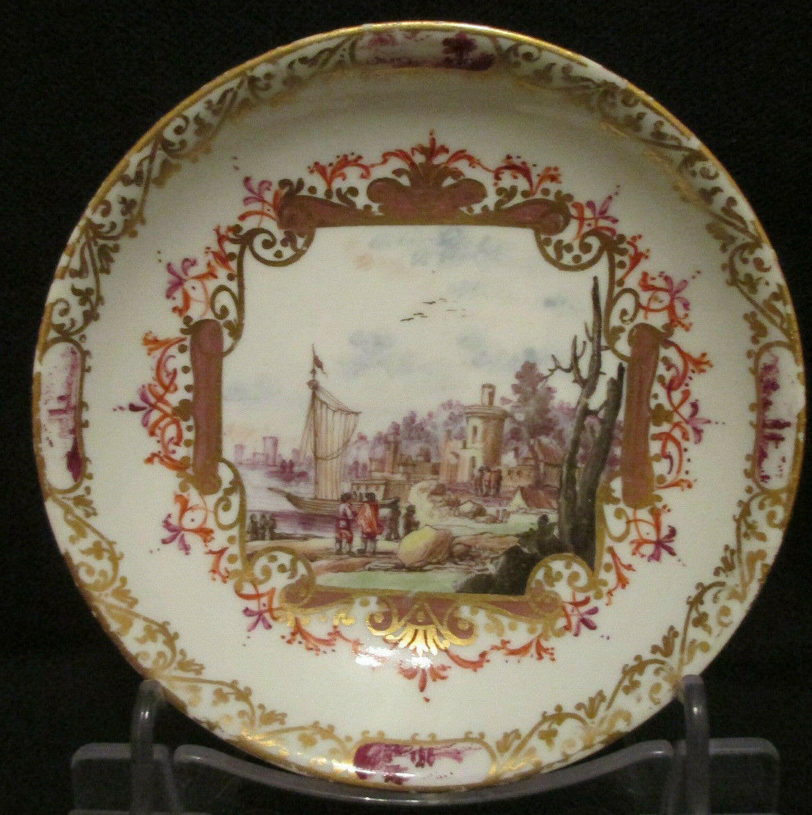 Soucoupe Scène Kauffahrtei En Porcelaine De Meissen 1735 (1)