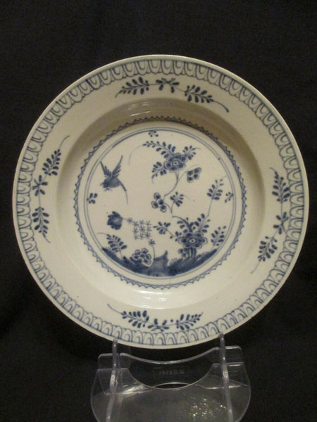 Kasseler Suppenteller aus Porzellan mit Felsen- und Vogelmuster, äußerst selten, 1770 (1)