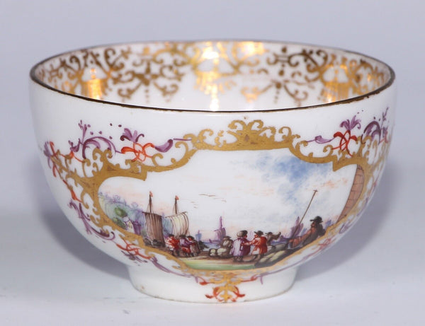 Meissen Porcelain Tea Bowl & Saucer with kauffahrtei scene. 1735 Drehers Marks