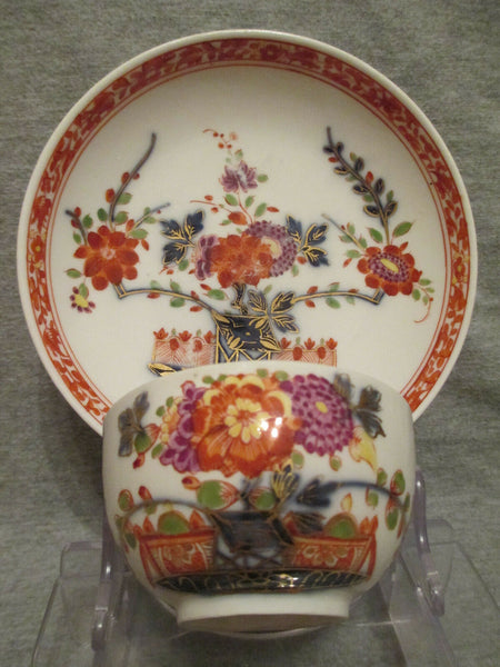 Bol à thé et soucoupe Tischchenmuster en porcelaine de Meissen 18ème siècle 