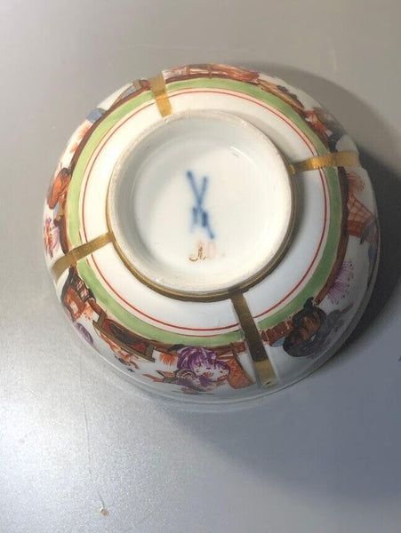 Bol à thé et soucoupe en porcelaine de Meissen avec scènes de chinoiseries 1730-1735 