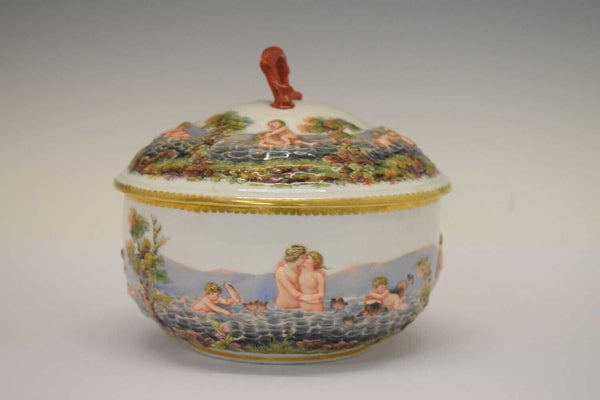 Pot à Couvercle En Porcelaine De Meissen Style Capodimonte 19ème