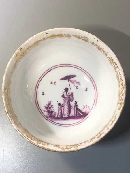 Teeschale und Untertasse aus Meissener Porzellan mit Chinoiserie-Szenen, 1730-1735 