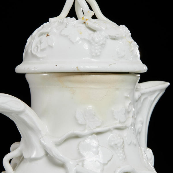 Meissen Porcelain Blanc De Chine Moulded Grapevine Coffee Pot 1740