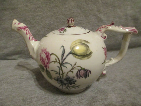 Meissen Childs Teapot 1740's
