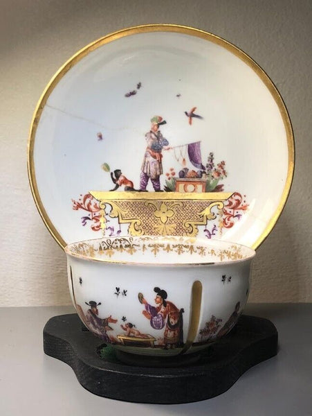 Meissen Porcelain Tea Bowl & Saucer with Chinoiserie Scenes 1730-1735