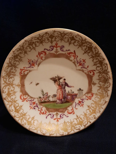 Teeschale und Untertasse aus Meissener Porzellan mit Chinoiserie-Szenen, 1725 - 1730