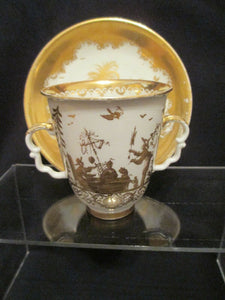 Bécher et soucoupe en porcelaine de Meissen Botteger Chinoiserie 1725 